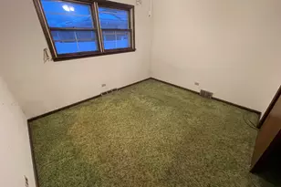 9618 Boulevard Dr, Highland, IN 46322 - Photo 9