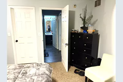 600 Shamrock Lane, Valparaiso, IN 46385 - Photo 9