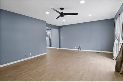 7040 Elaine Avenue, Portage, IN 46368 - Photo 5