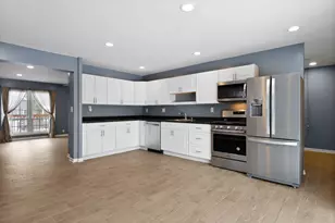 7040 Elaine Ave, Portage, IN 46368 - Photo 7