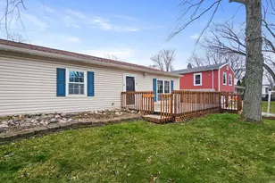 7040 Elaine Ave, Portage, IN 46368 - Photo 3