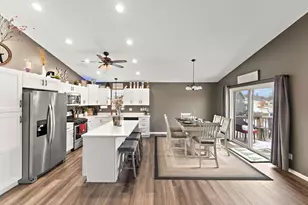 7492 Arbor Ct, Portage, IN 46368 - Photo 3