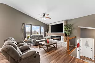 7492 Arbor Ct, Portage, IN 46368 - Photo 7