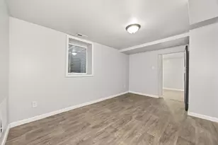 3836 Delaware St, Gary, IN 46409 - Photo 23