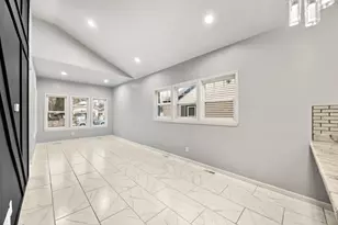 3836 Delaware St, Gary, IN 46409 - Photo 9