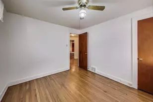 37 E Elizabeth St, Hammond, IN 46320 - Photo 19