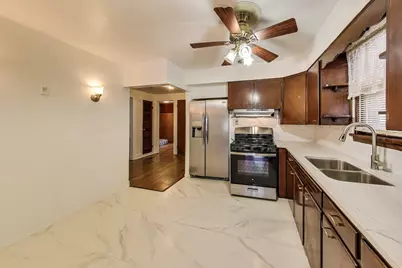 37 E Elizabeth Street, Hammond, IN 46320 - Photo 5