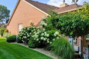 1274 Poppyfield Pl, Schererville, IN 46375 - Photo 23