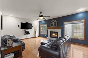 9560 W 96th Pl, Saint John, IN 46373 - Photo 11