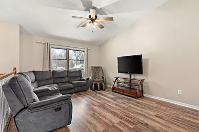 6635 Lakewood Avenue, Portage, IN 46368 - Photo 11