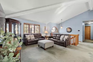 6613 W 86th Ct, Crown Point, IN 46307 - Photo 3