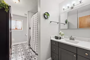 6613 W 86th Ct, Crown Point, IN 46307 - Photo 13