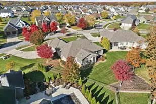 1135 Mary Ellen Dr, Crown Point, IN 46307 - Photo 41