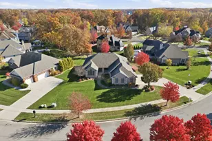 1135 Mary Ellen Dr, Crown Point, IN 46307 - Photo 3