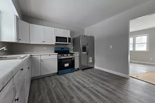 1044 Hobart St, Gary, IN 46406 - Photo 11