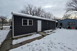 1044 Hobart St, Gary, IN 46406 - Photo 3