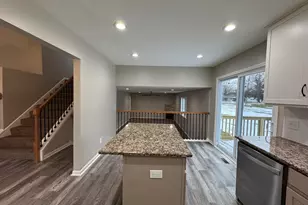 3072 W 55th Ave, Merrillville, IN 46410 - Photo 7