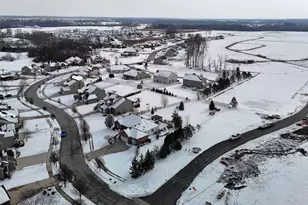 10198 California St, Crown Point, IN 46307 - Photo 35