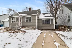 8834 Highland St, Highland, IN 46322 - Photo 33