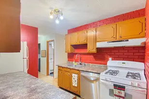 703 N Glenwood Ave, Griffith, IN 46319 - Photo 13