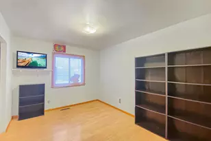 703 N Glenwood Ave, Griffith, IN 46319 - Photo 7