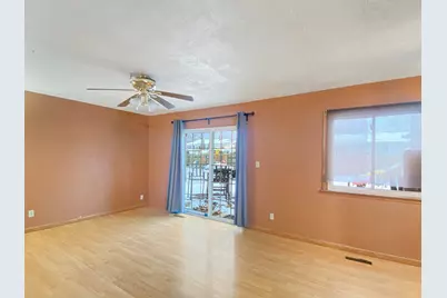 703 N Glenwood Avenue, Griffith, IN 46319 - Photo 11