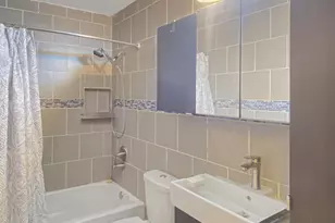 703 N Glenwood Ave, Griffith, IN 46319 - Photo 9