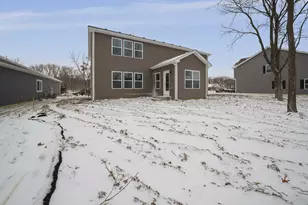 22 Levanno Dr, Crown Point, IN 46307 - Photo 5