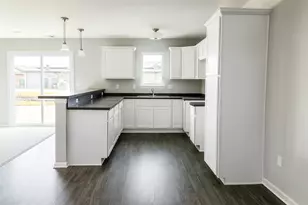 1450 Lake St, Hobart, IN 46342 - Photo 5