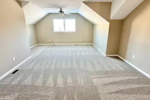 1446 Lake St, Hobart, IN 46342 - Photo 15