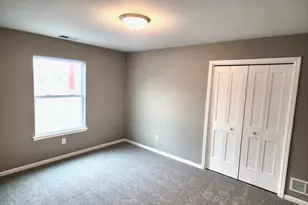 8652 Madison St, Merrillville, IN 46410 - Photo 11