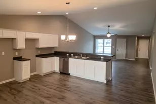 8652 Madison St, Merrillville, IN 46410 - Photo 5