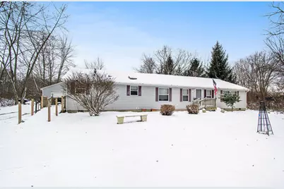 574 E 1100 N, Westville, IN 46391 - Photo 3