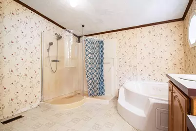 574 E 1100 N, Westville, IN 46391 - Photo 15