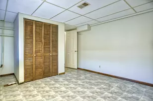 748 Wellington Dr, Dyer, IN 46311 - Photo 17