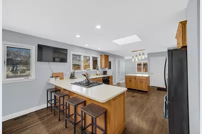 3011 Garfield Avenue, Highland, IN 46322 - Photo 7