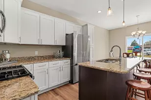 6071 Robbins Rd, Portage, IN 46368 - Photo 5