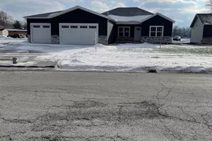 6071 Robbins Rd, Portage, IN 46368 - Photo 1