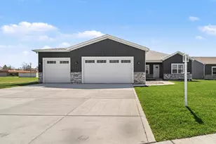 6071 Robbins Rd, Portage, IN 46368 - Photo 1