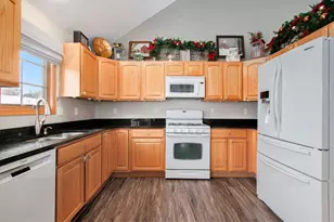 10399 Pike St, Crown Point, IN 46307 - Photo 7