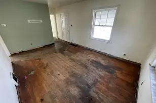 7339 Jefferson Ave, Hammond, IN 46324 - Photo 5