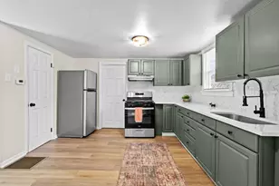 3616 Michigan St, Hobart, IN 46342 - Photo 9