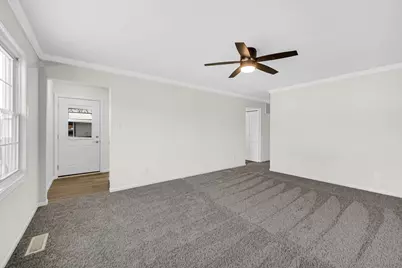 372 Raven Court, Valparaiso, IN 46385 - Photo 5