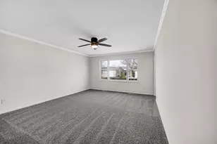 372 Raven Ct, Valparaiso, IN 46385 - Photo 7