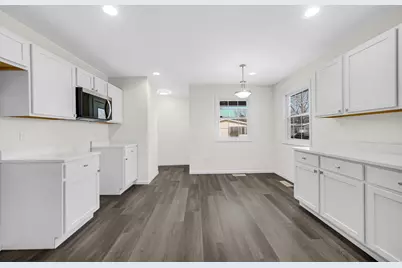 372 Raven Court, Valparaiso, IN 46385 - Photo 13