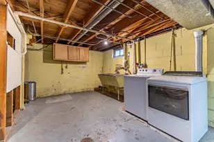 3931 Clough Ave, Highland, IN 46322 - Photo 33