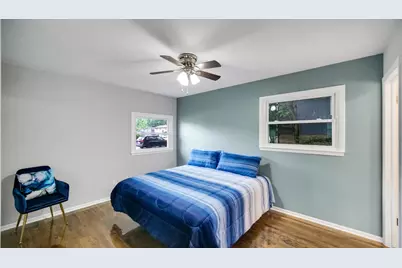 8726 Lakewood Avenue, Gary, IN 46403 - Photo 11