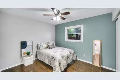 8726 Lakewood Avenue, Gary, IN 46403 - Photo 13