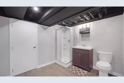 8726 Lakewood Avenue, Gary, IN 46403 - Photo 17