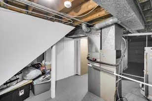 8726 Lakewood Ave, Gary, IN 46403 - Photo 23